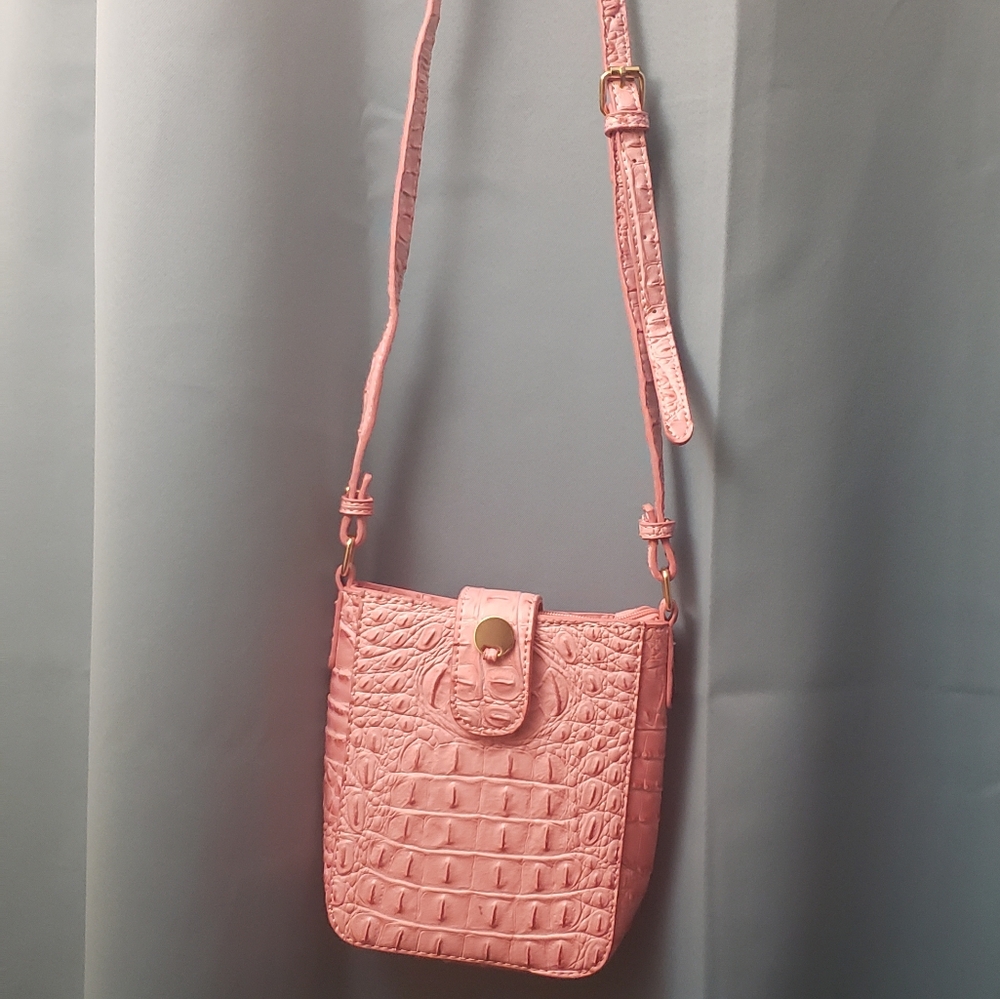 Shein small pink faux gator purse